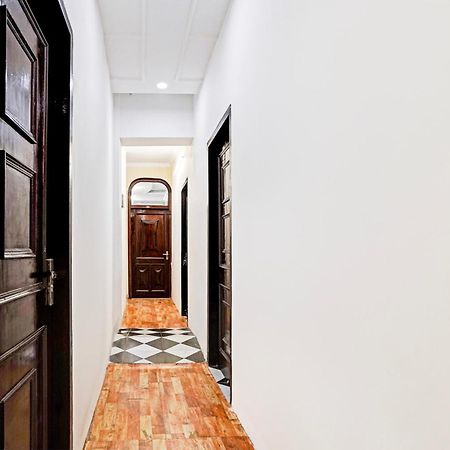 Hotel O Le Empire Stay House New Delhi Exterior photo